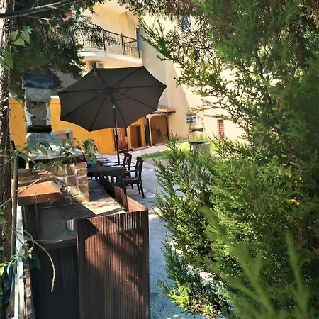 Konstantinos Апартаменты *